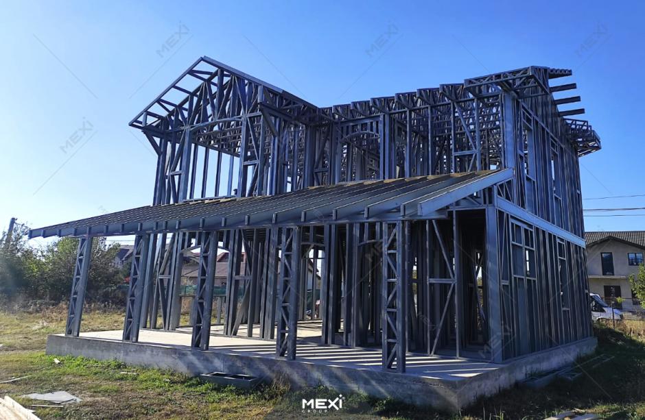 casă cu etaj pe structură metalică MEXI