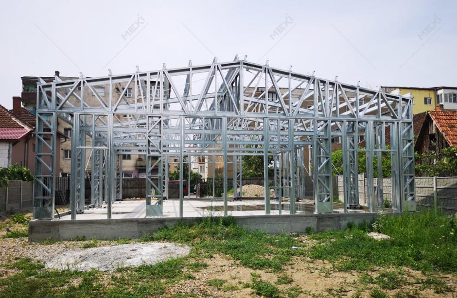 construire centru medical Regina Maria pe structura usoara in Beius
