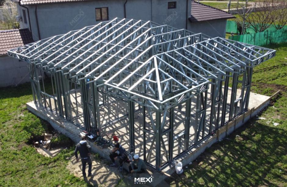 construcție de casă pe sistem tip framing din profile metalice MEXI