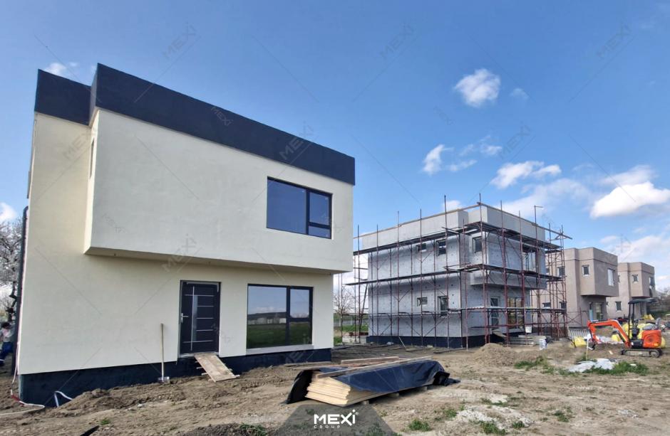 case rezidențiale pe structură metalică